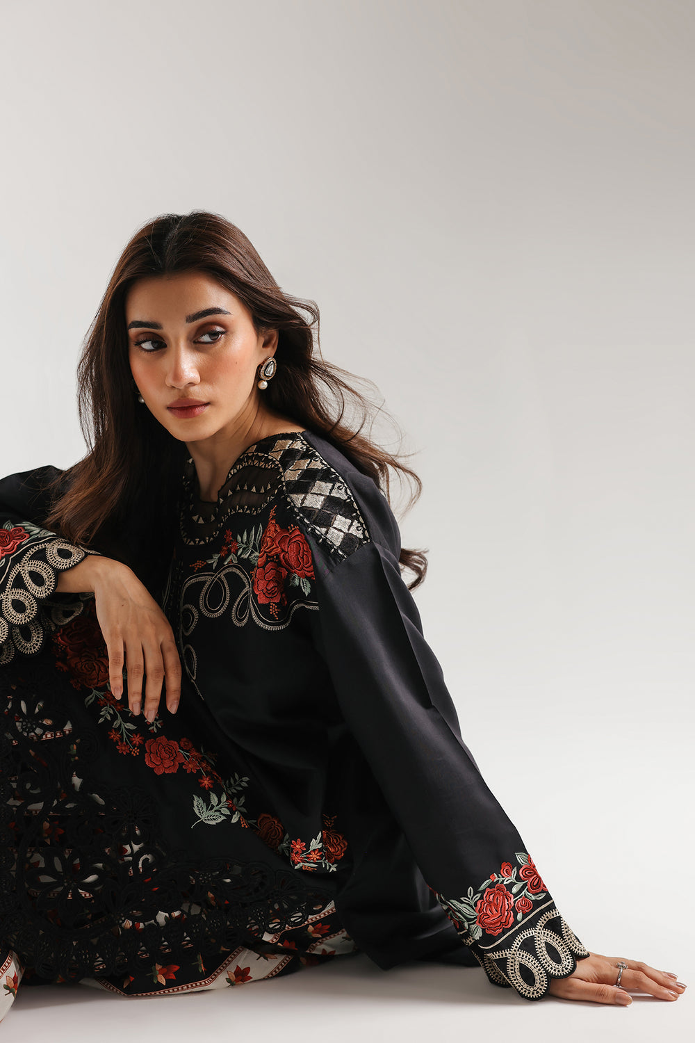 Ethnic Embroidered 2pc Suit