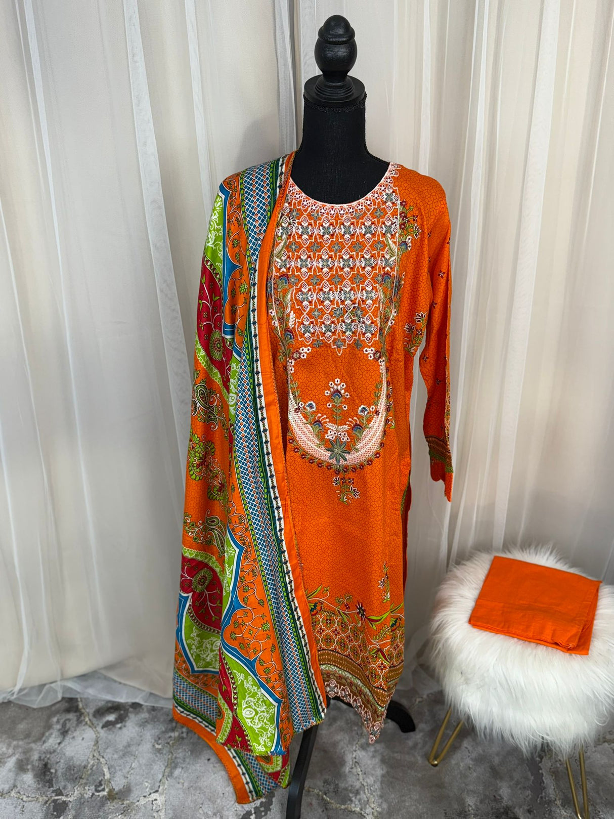Luxury Embroidered Lawn Ready To Ship