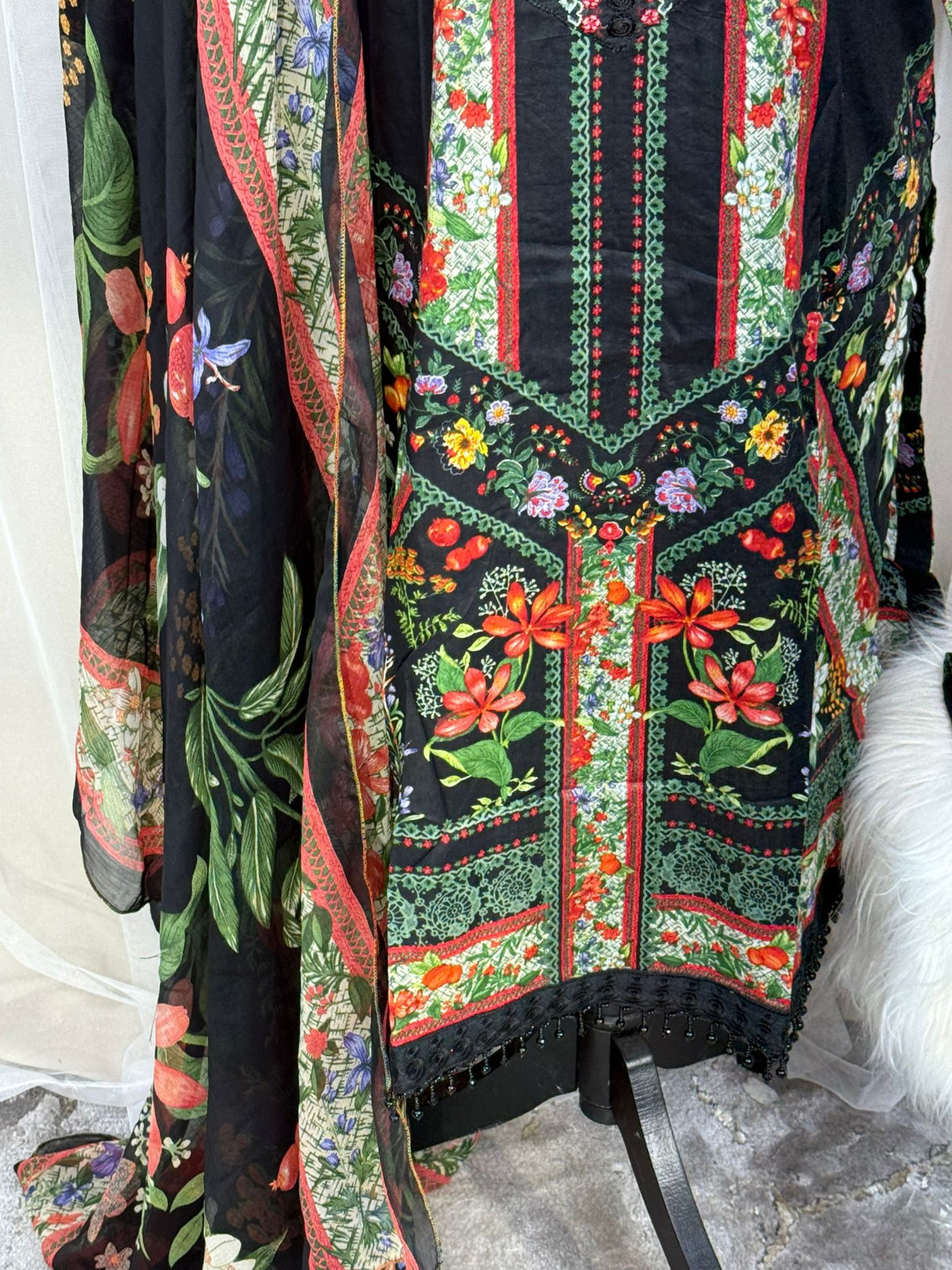 Luxury Embroidered Lawn Ready To Ship