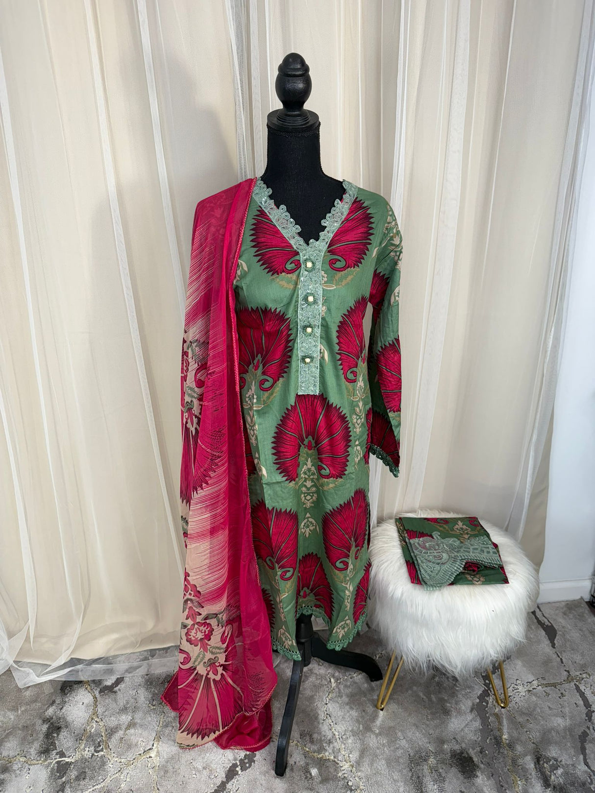 Luxury Embroidered Lawn Ready To Ship