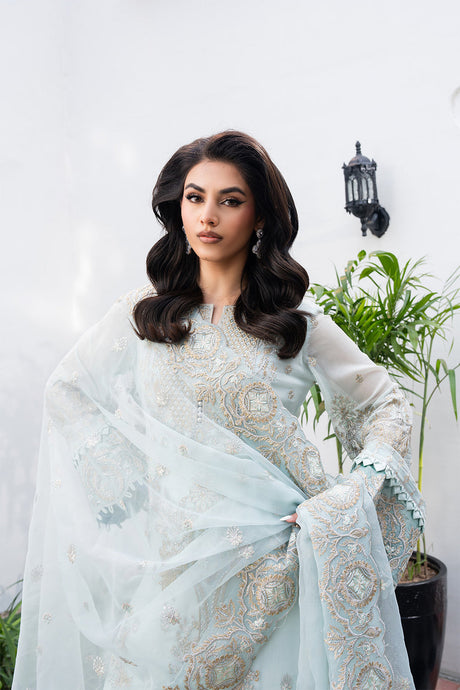 Tarz by Freesia Luxury Collection