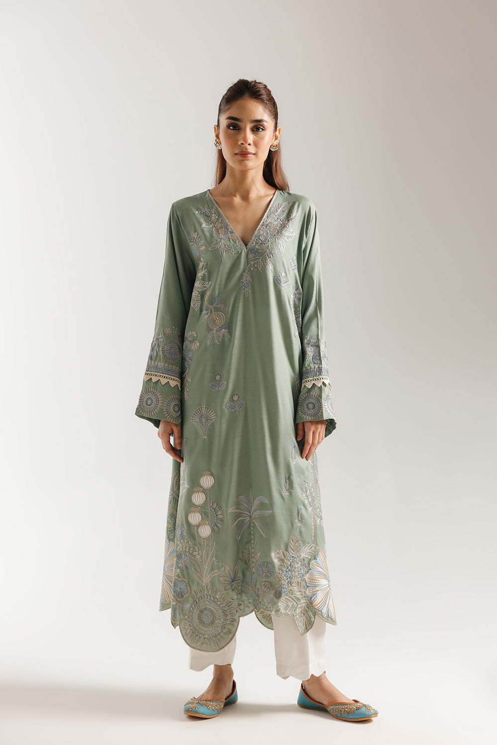 Ethnic Embroidered 2pc Suit