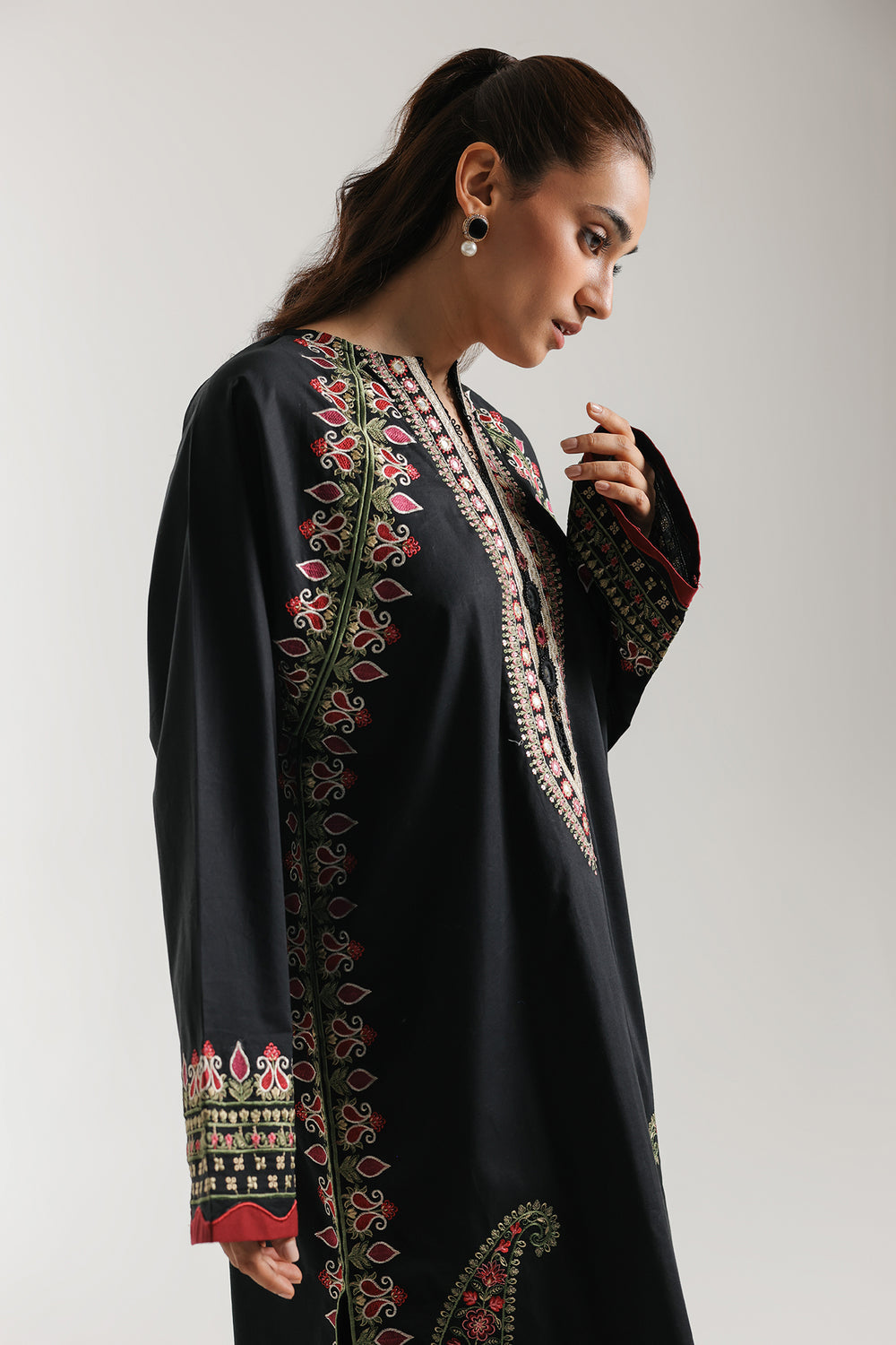 Ethnic Embroidered 2pc Suit
