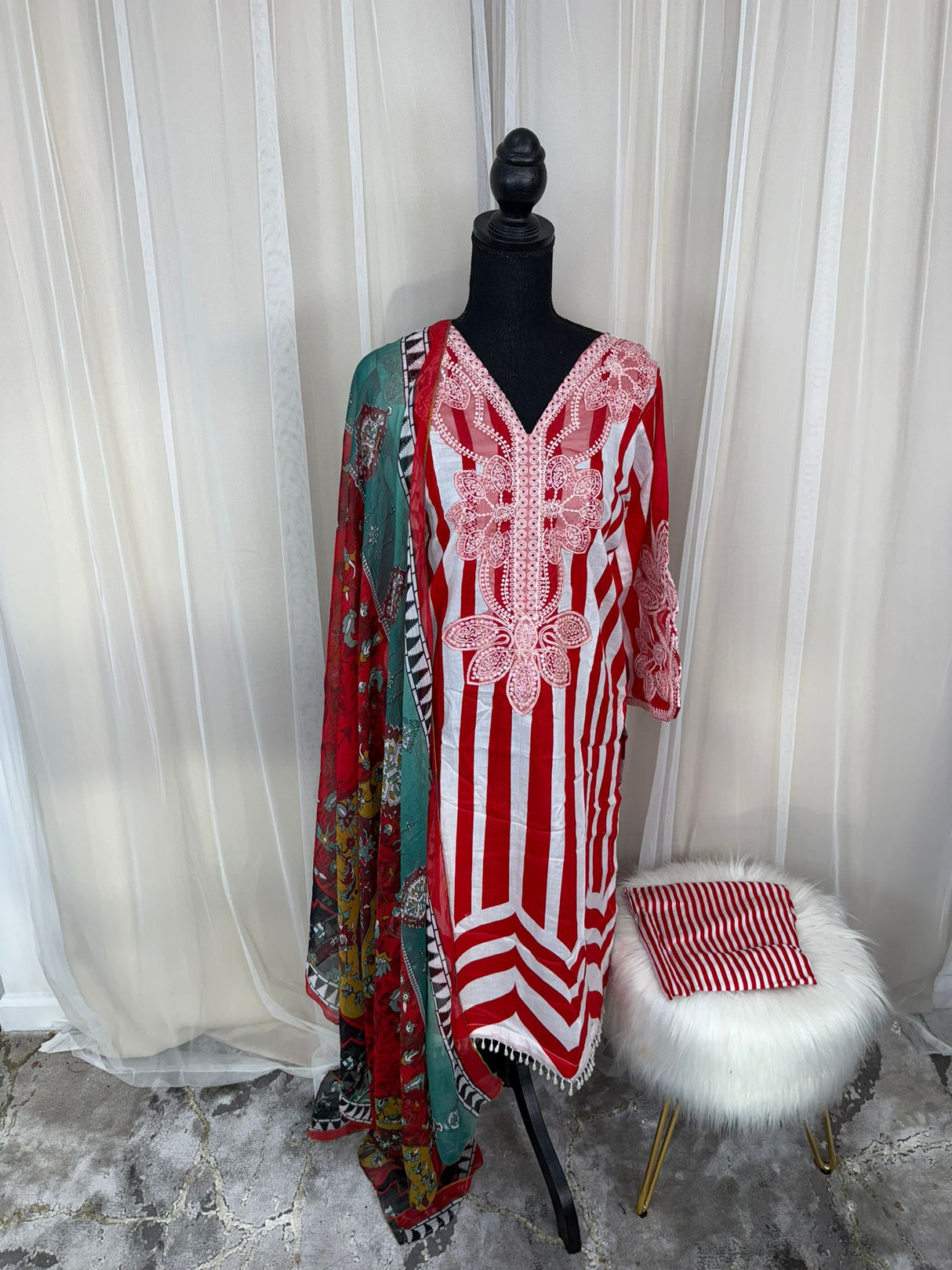 Luxury Embroidered Lawn Ready To Ship