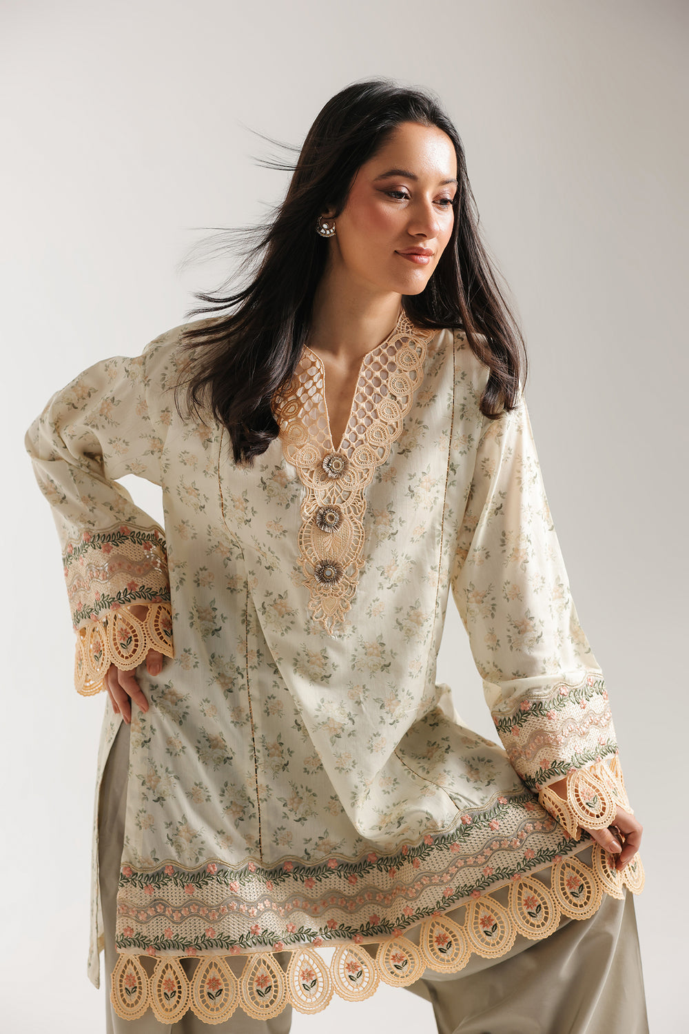 Ethnic Embroidered 2pc Suit