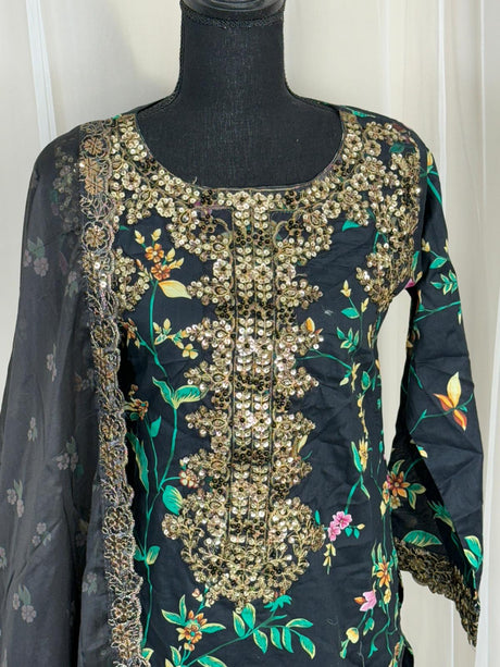 Luxury Embroidered Lawn Ready To Ship