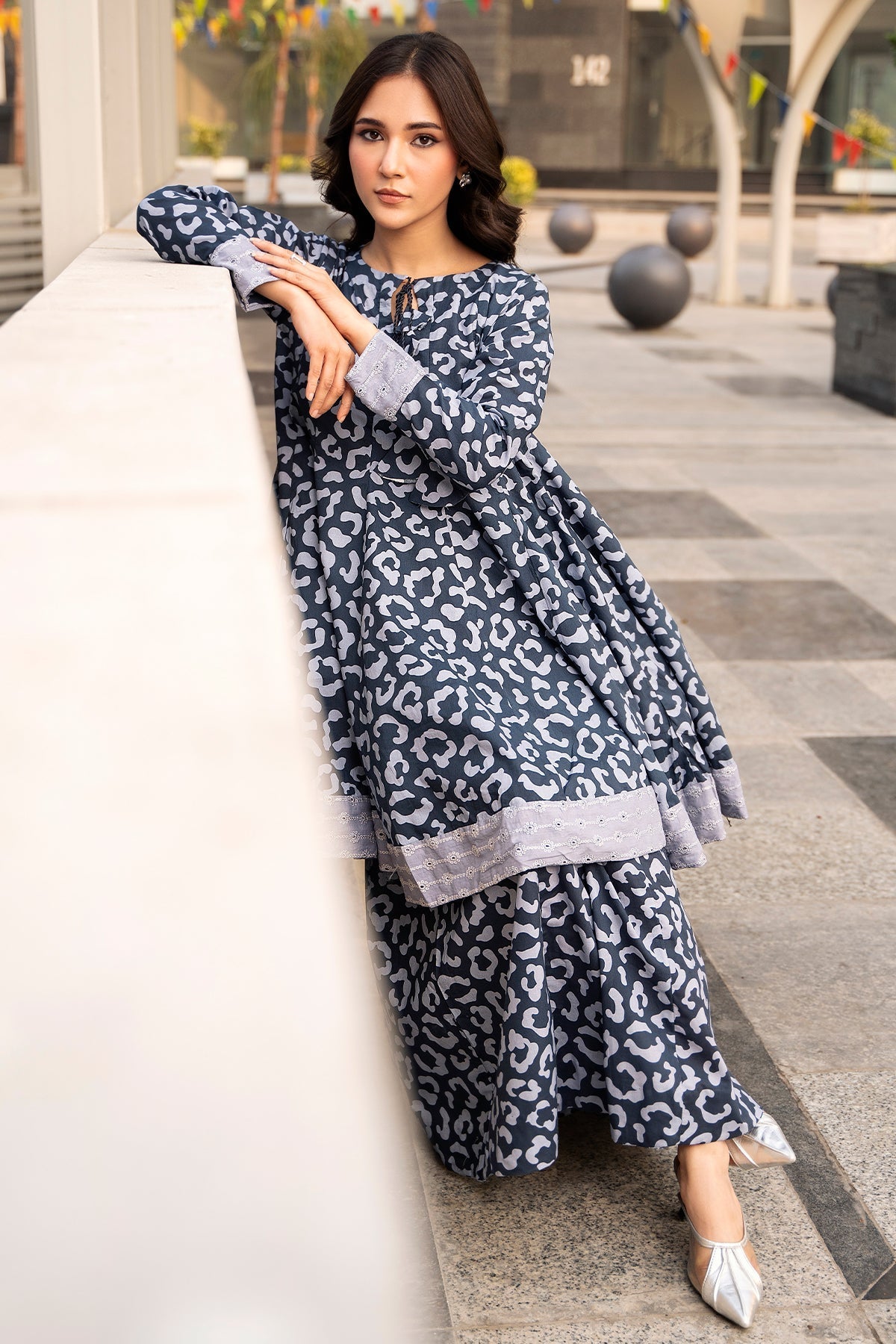 2Pc Embroidered Suit by Charizma