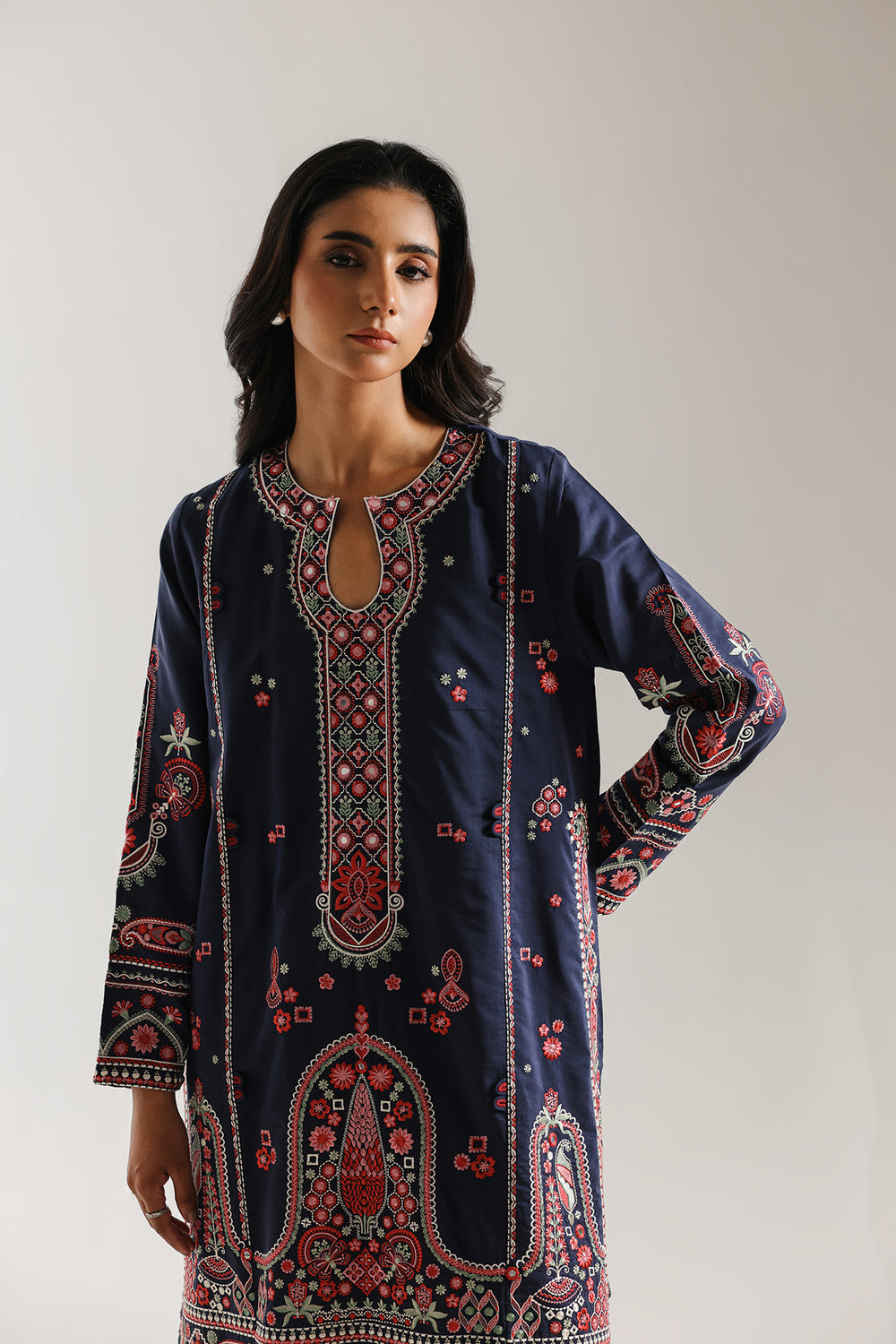 Ethnic Embroidered 2pc Suit