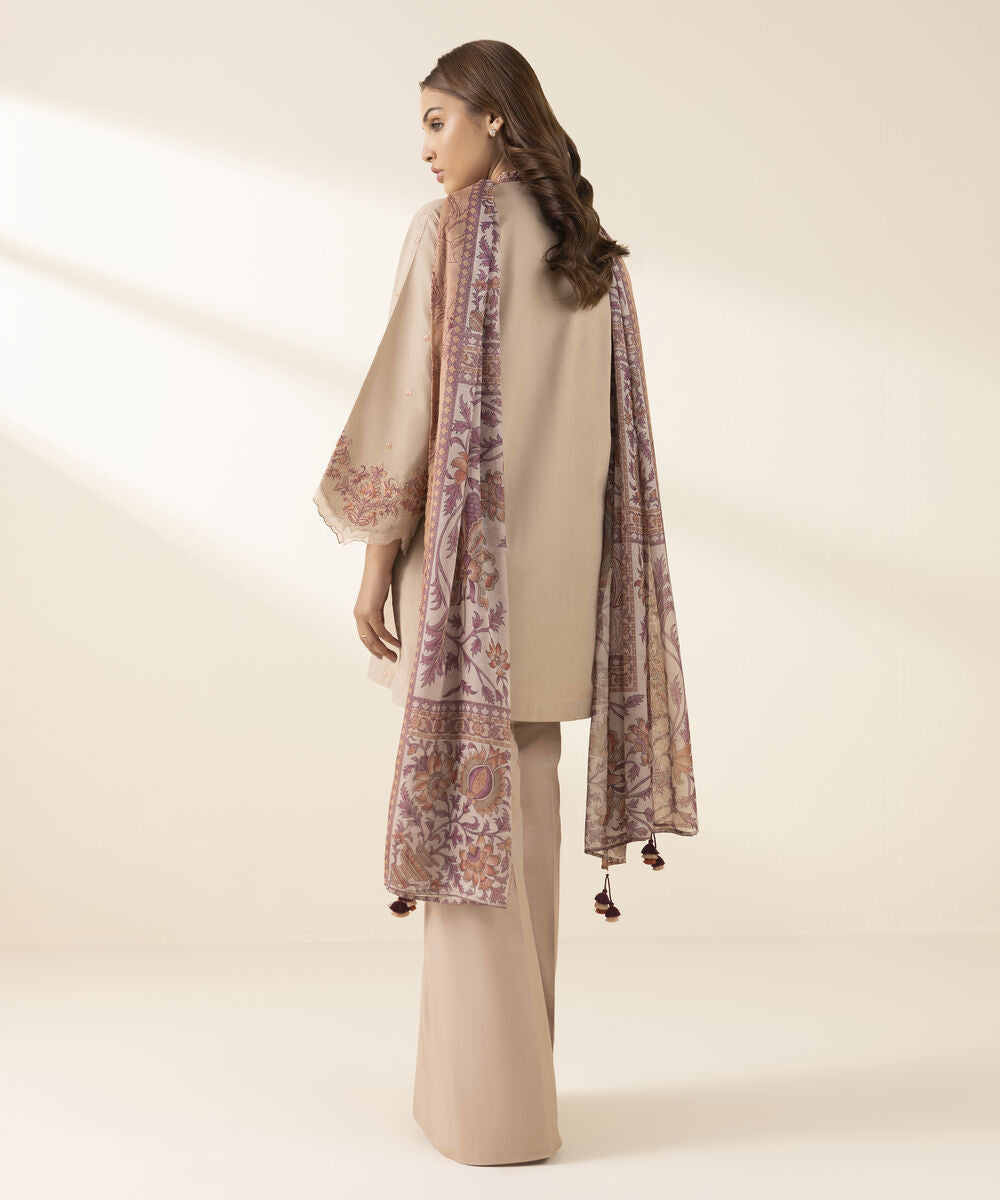 Sapphire Embroidered 2Pc Suit