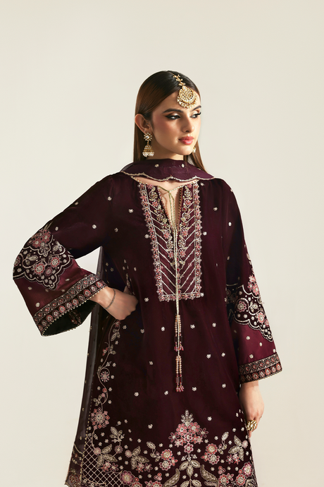 Zarposh by Emaan Adeel  Luxury  Collection