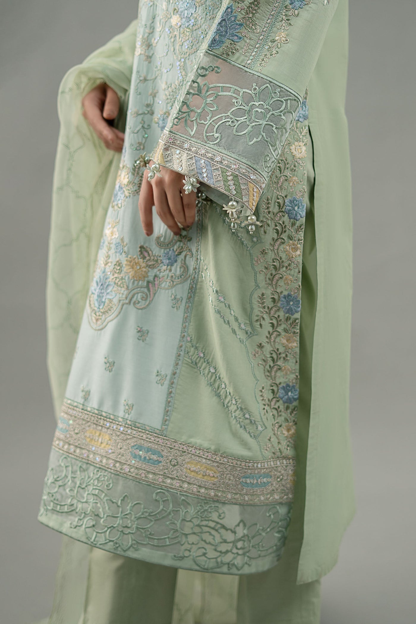 Maria B - Embroidered Jacquard Lawn Suit
