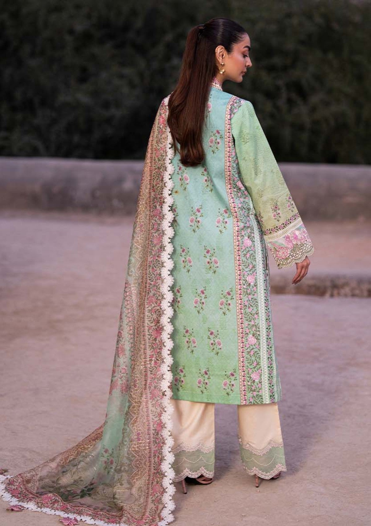 Zarqash Luxury Lawn Collection