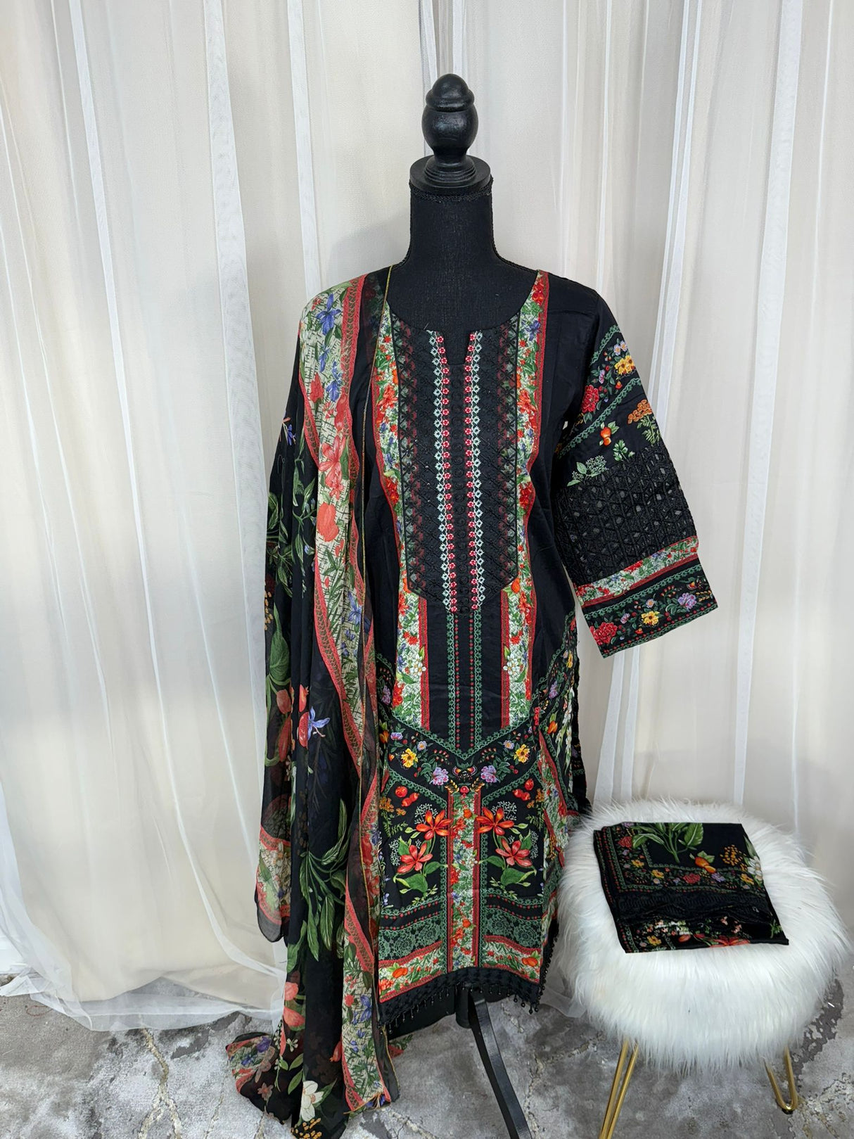 Luxury Embroidered Lawn Ready To Ship
