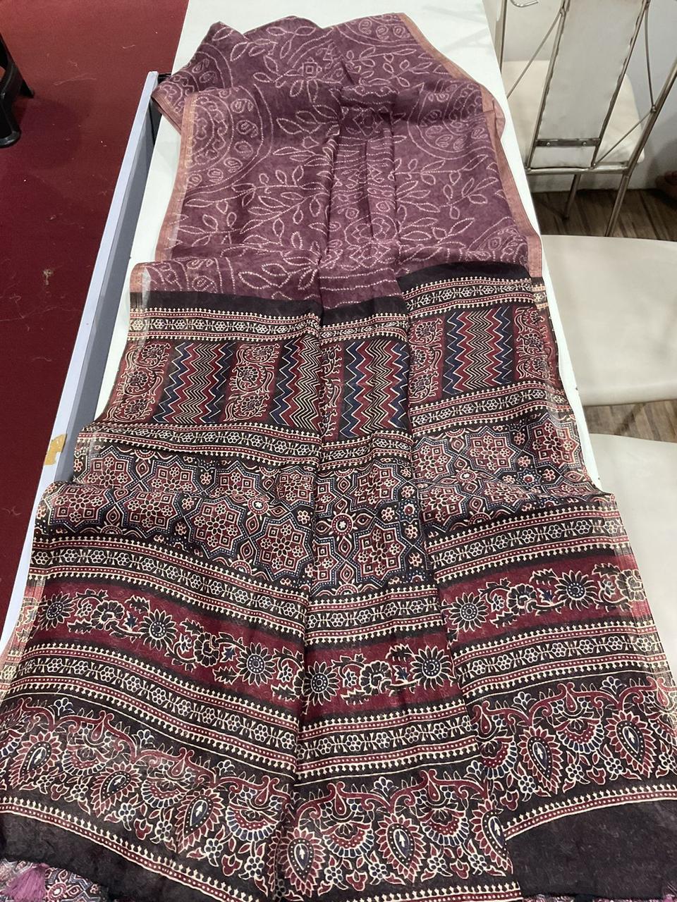 Exclusive Gicha Cotton Saree