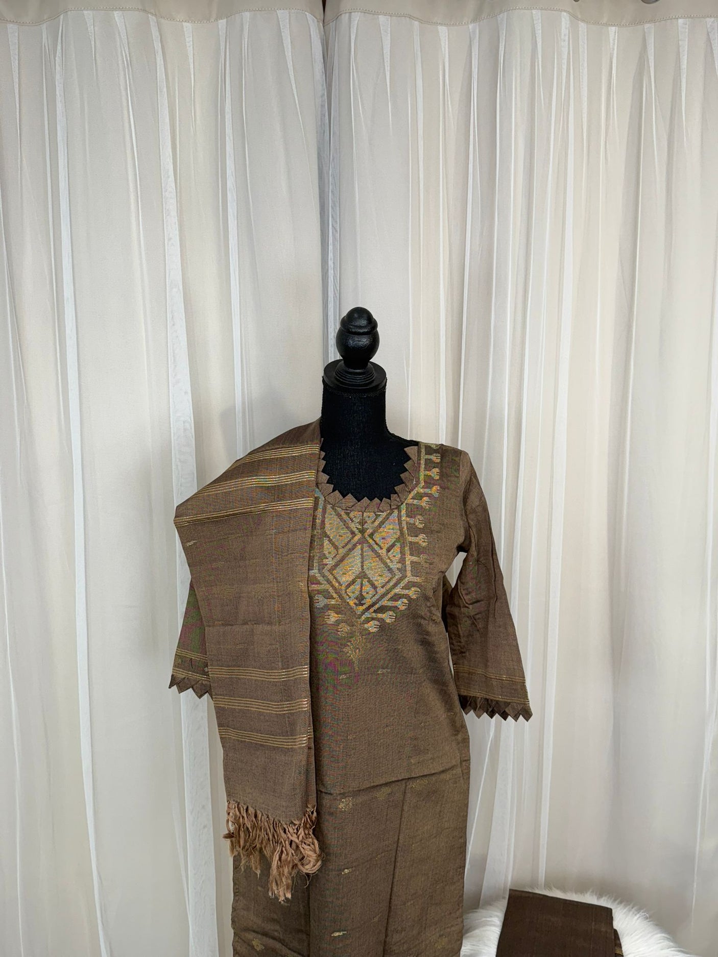 Bangladeshi Jamdani salwar kamiz