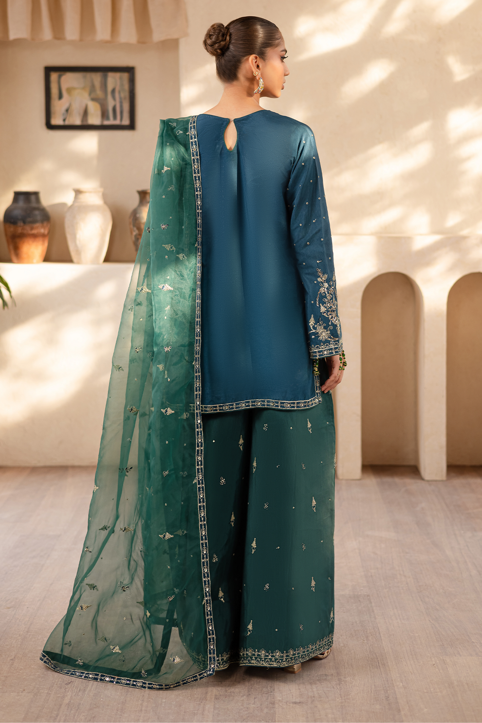 Noore by Emaan Adeel Premium Collection