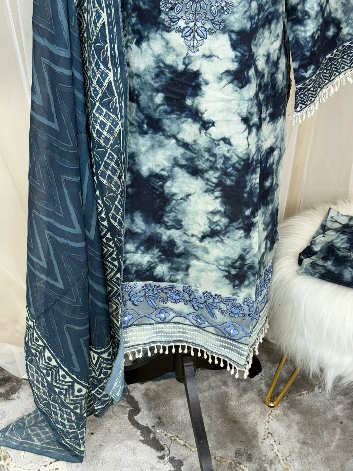 Luxury Embroidered Lawn Ready To Ship