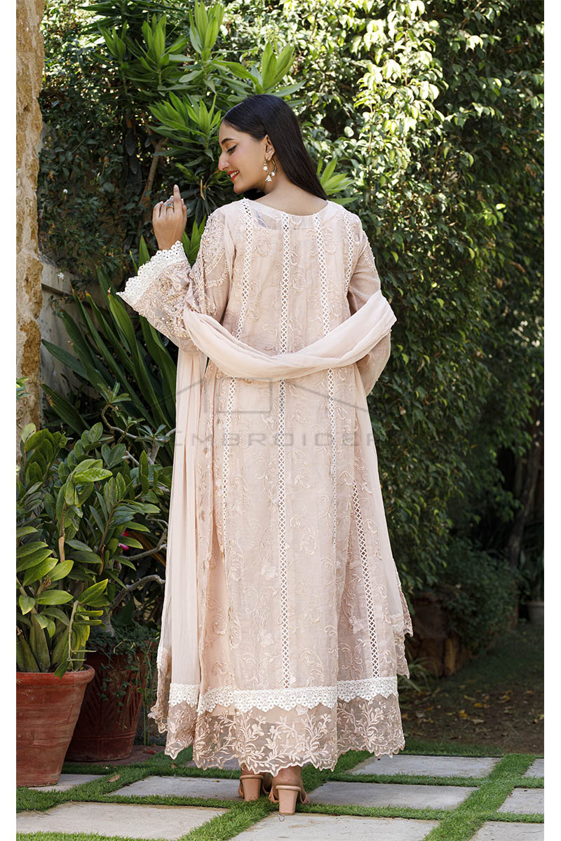 Pearl Symphony by Mona Embroidery Luxury Collection