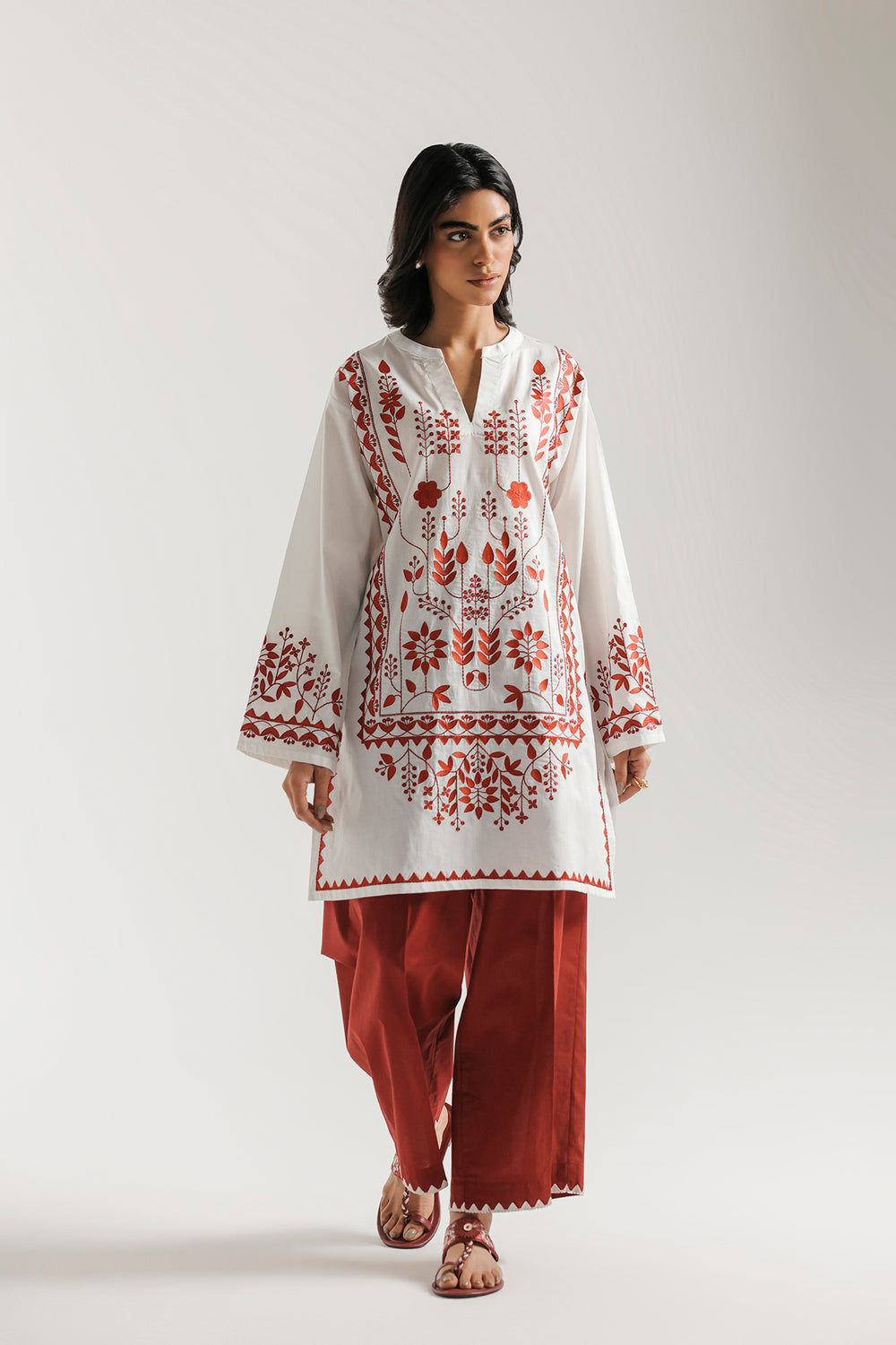 Ethnic Embroidered 2pc Suit