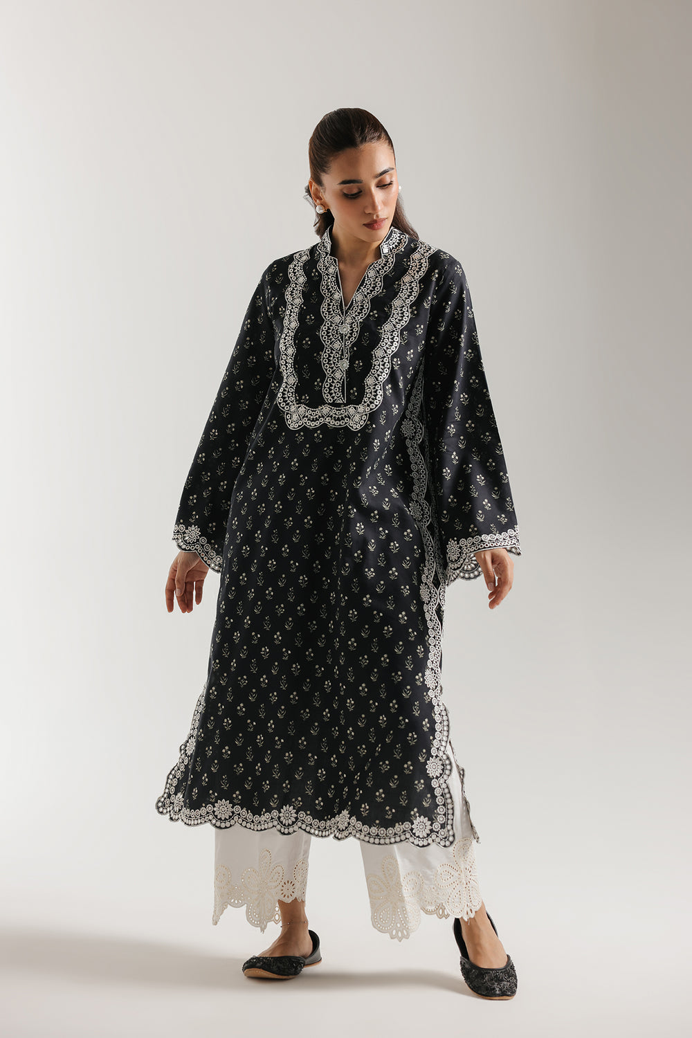 Ethnic Embroidered 2pc Suit