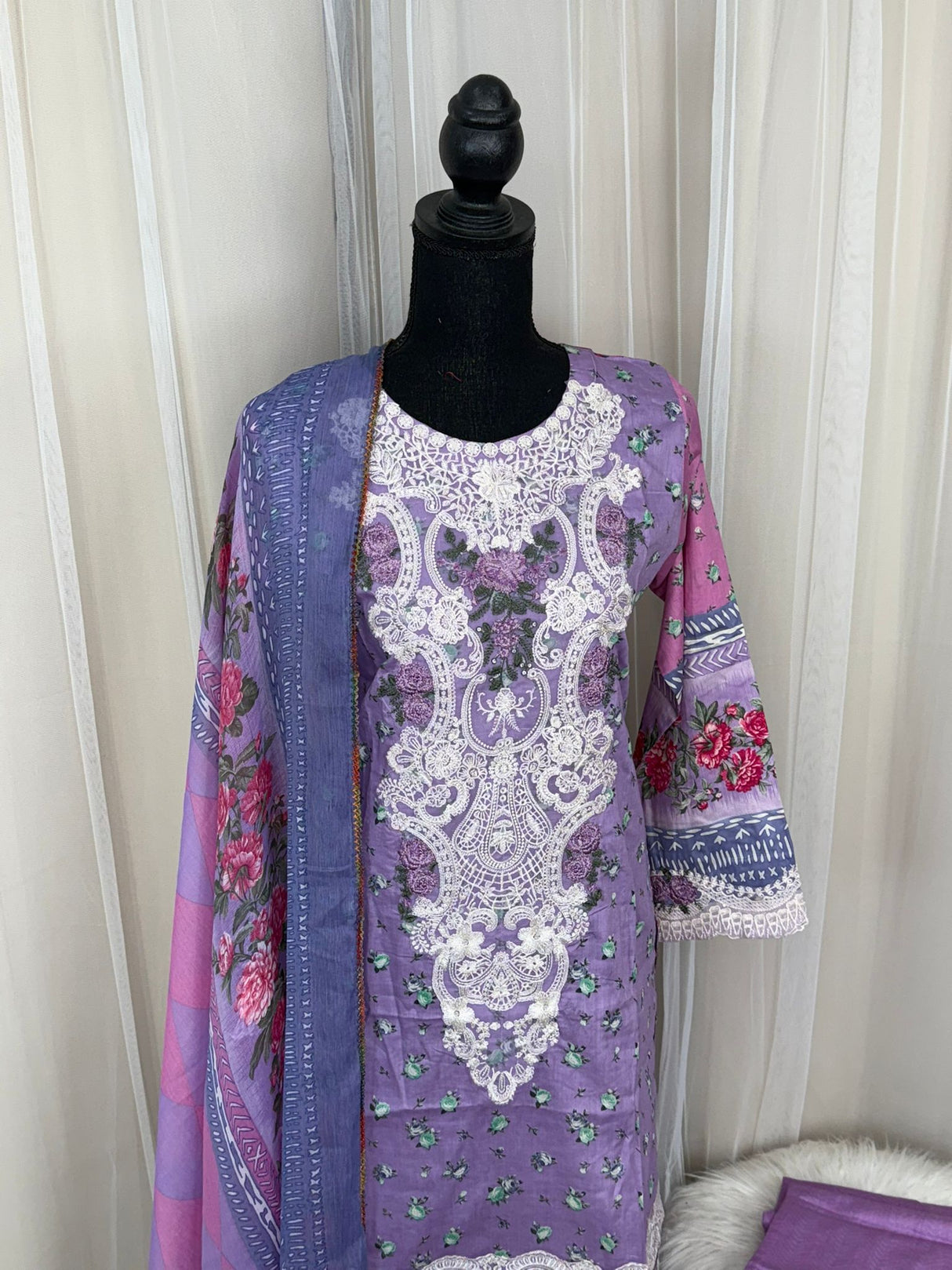 Luxury Embroidered Lawn Ready To Ship