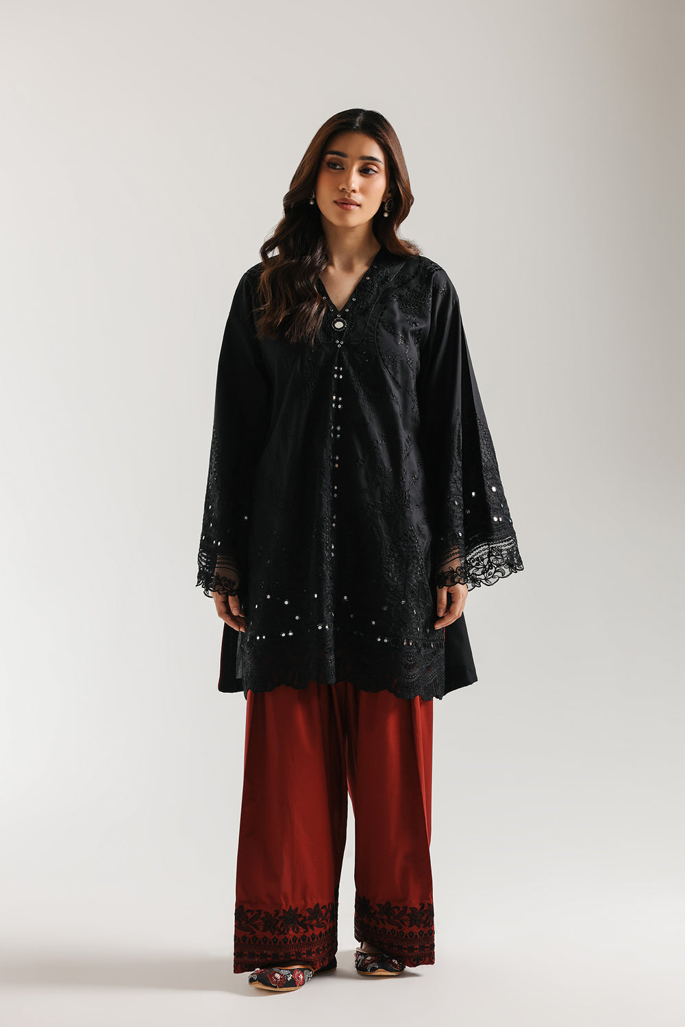 Ethnic Embroidered 2pc Suit