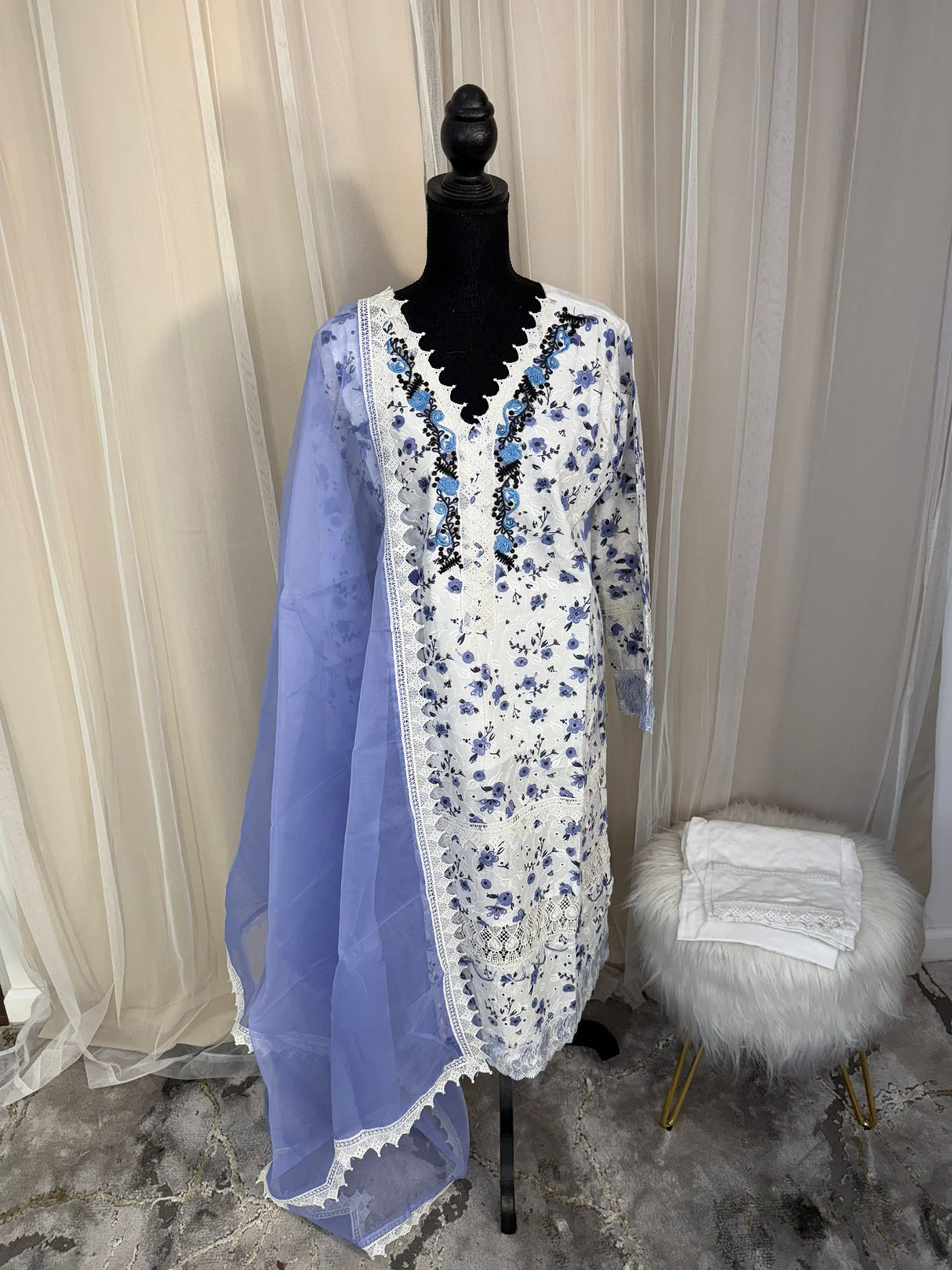 Luxury Embroidered Lawn Ready To Ship