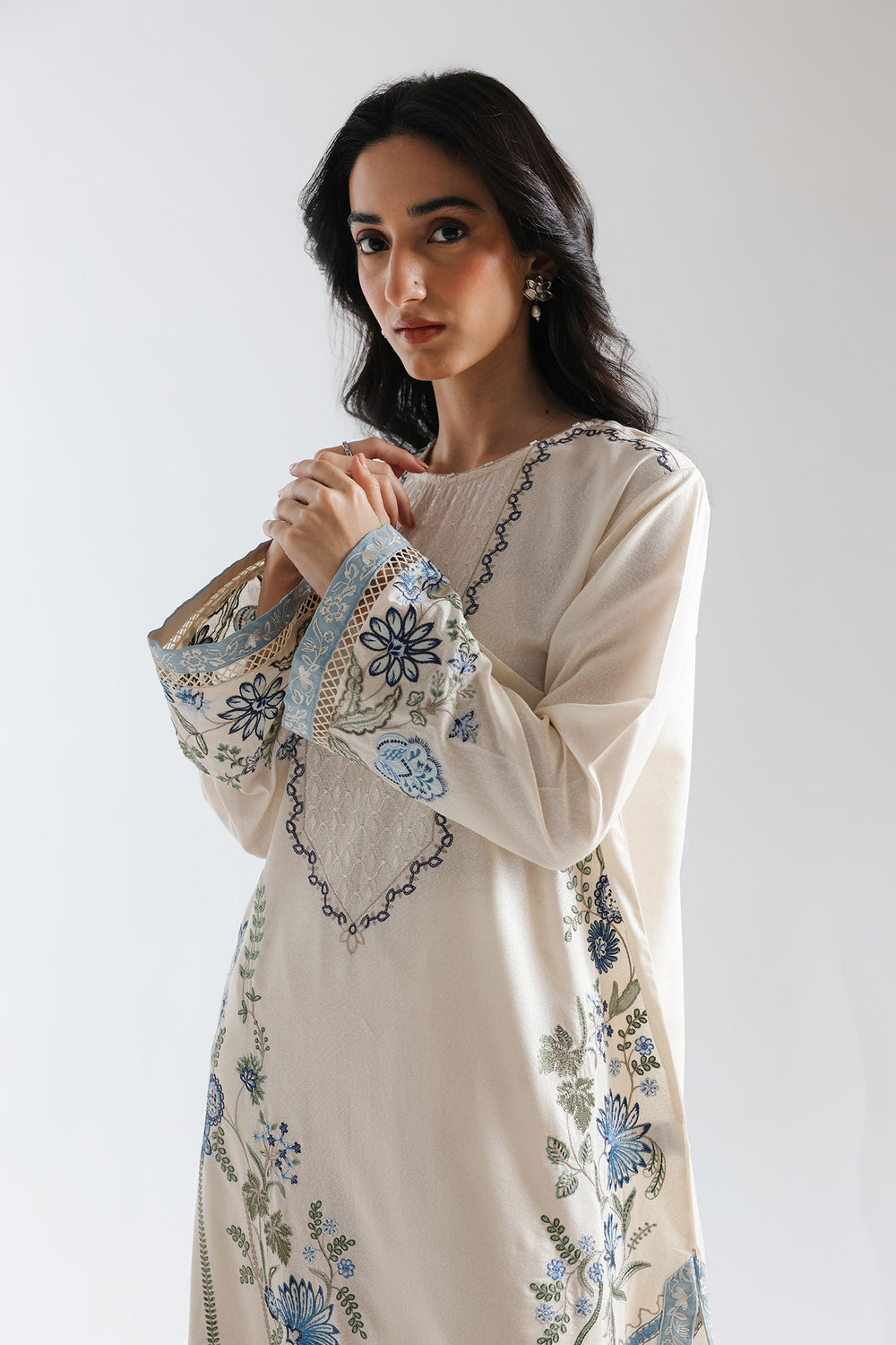 Ethnic Embroidered 2pc Suit