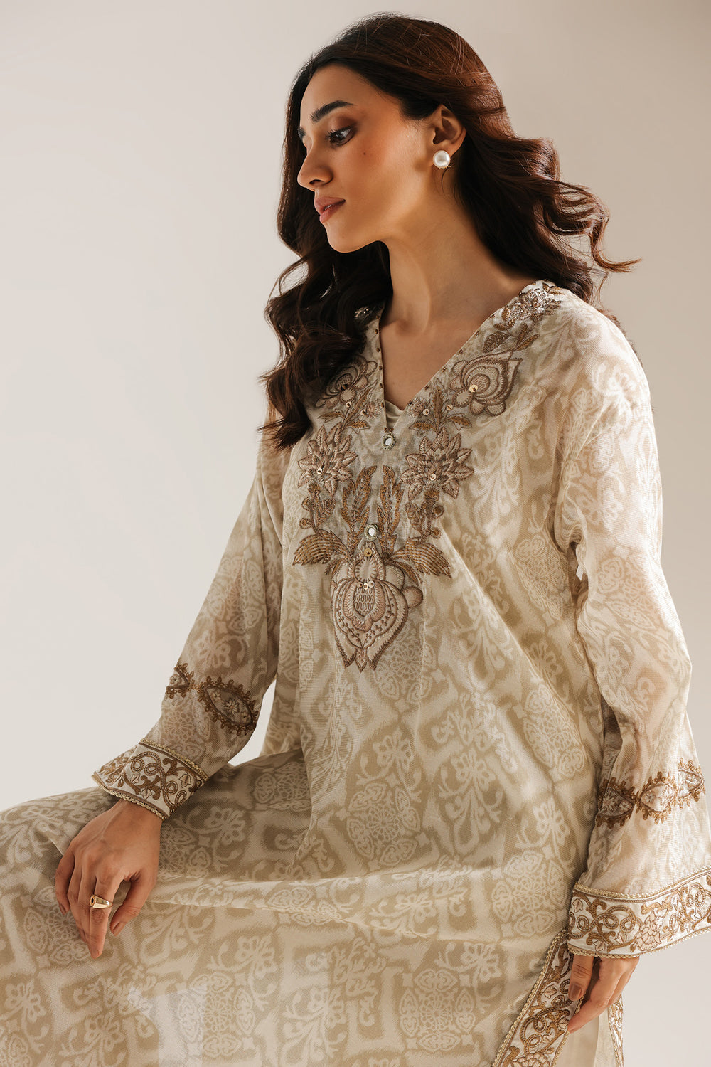 Ethnic Embroidered 2pc Suit