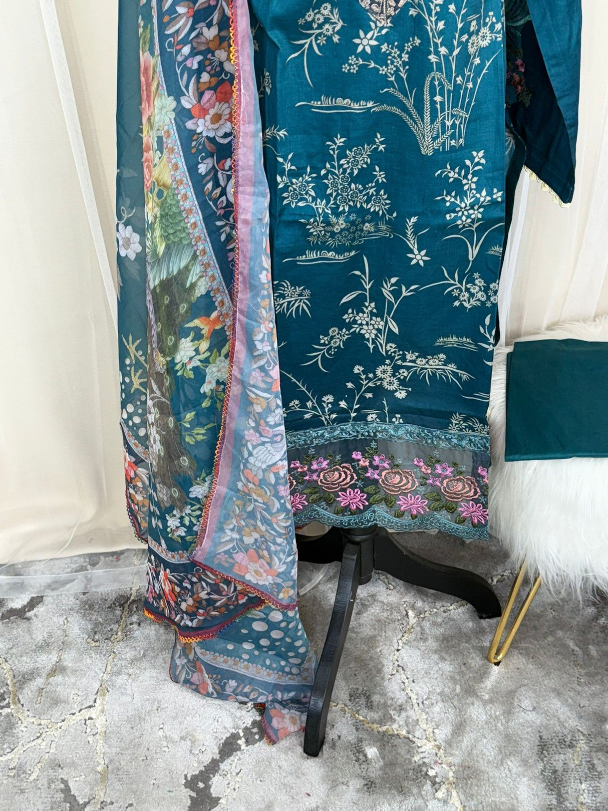 Luxury Embroidered Lawn Ready To Ship