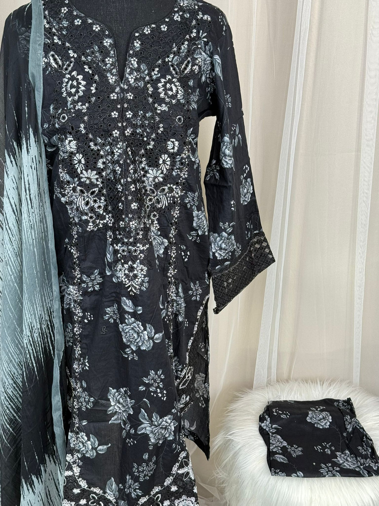 Luxury Embroidered Lawn Ready To Ship