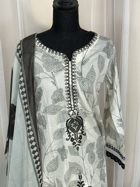 Luxury Embroidered Lawn Ready To Ship