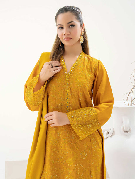 3 Piece Khaddar Suit-Embroidered By LimeLight