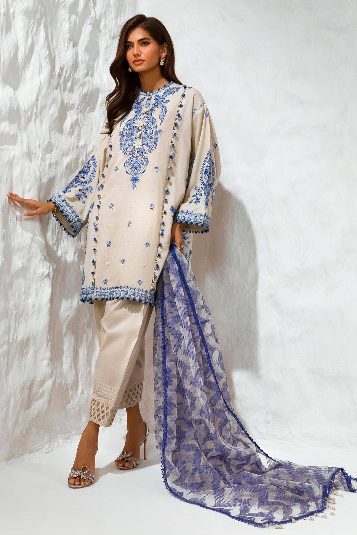 Muzlin by Sanasafinaz Luxury Collection