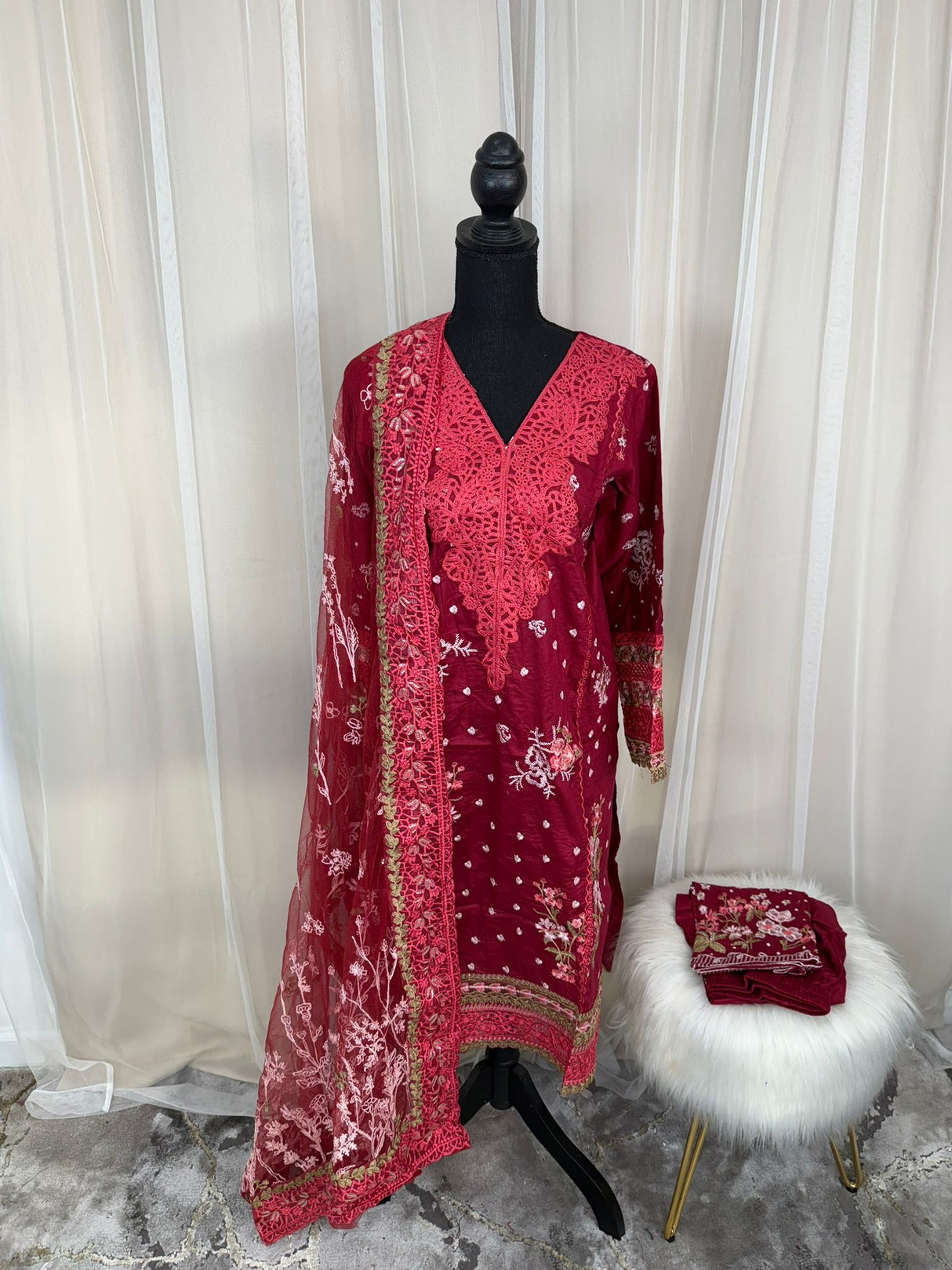 Luxury Embroidered Lawn Ready To Ship