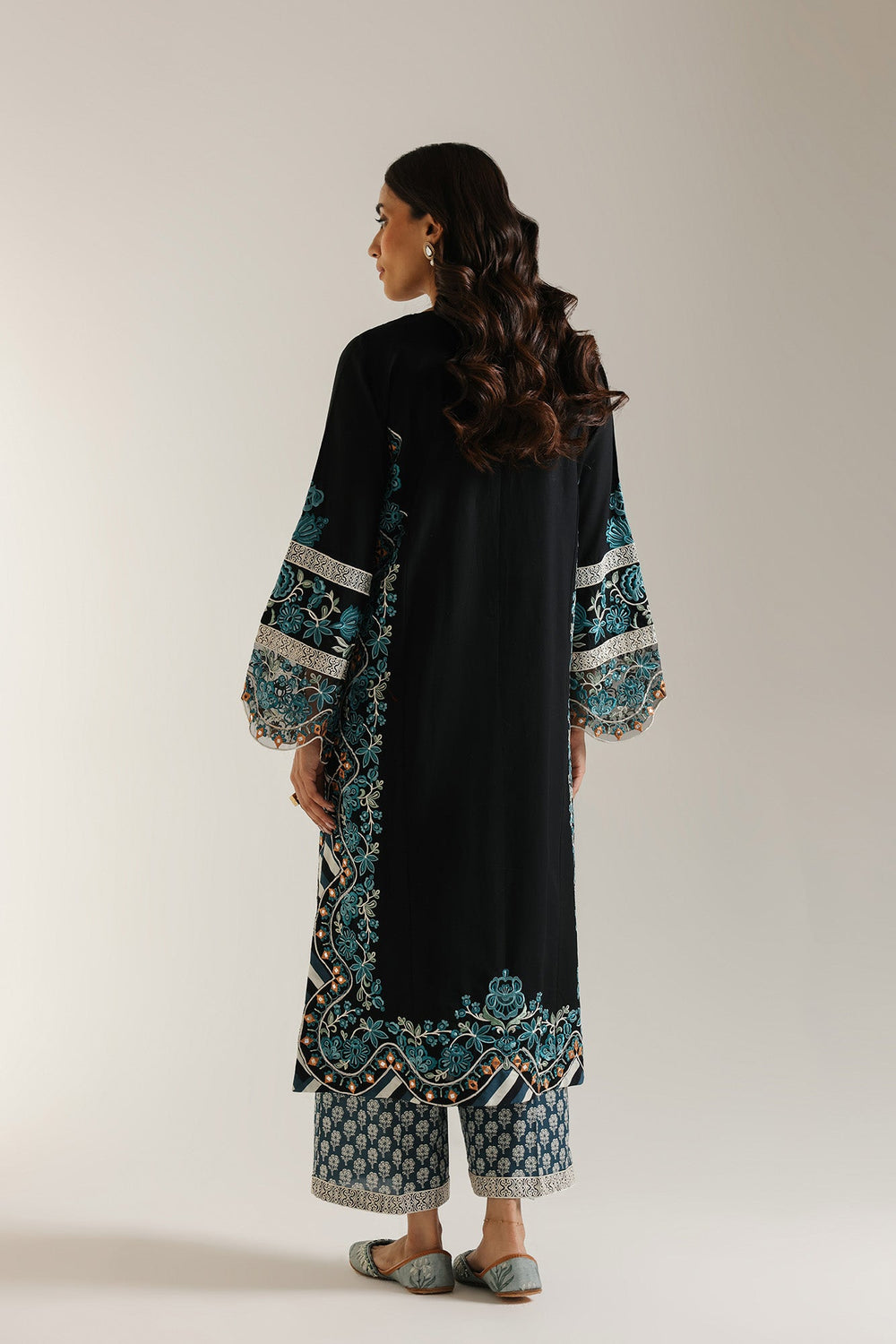 Ethnic Embroidered 2pc