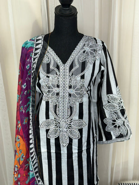 Luxury Embroidered Lawn Ready To Ship