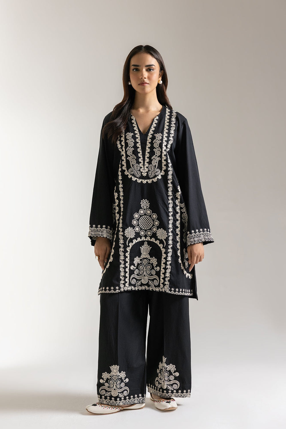 Ethnic Embroidered 2pc