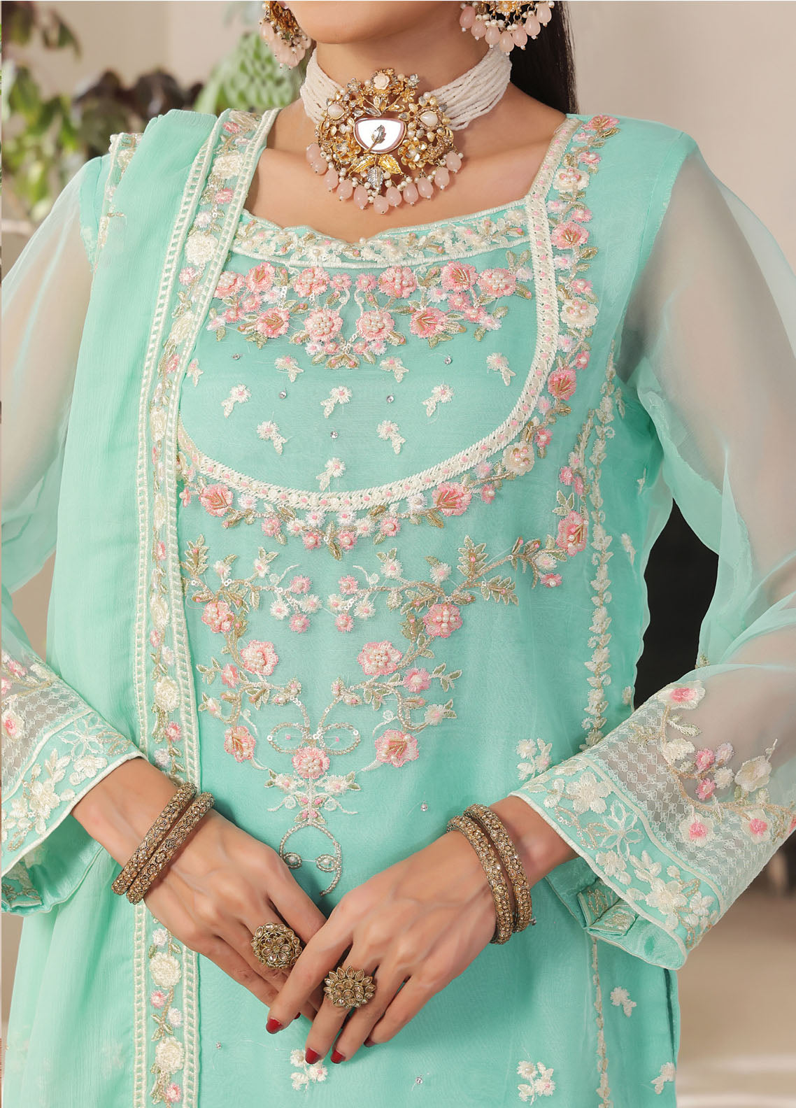 Nurin by Soghat Luxury Collection
