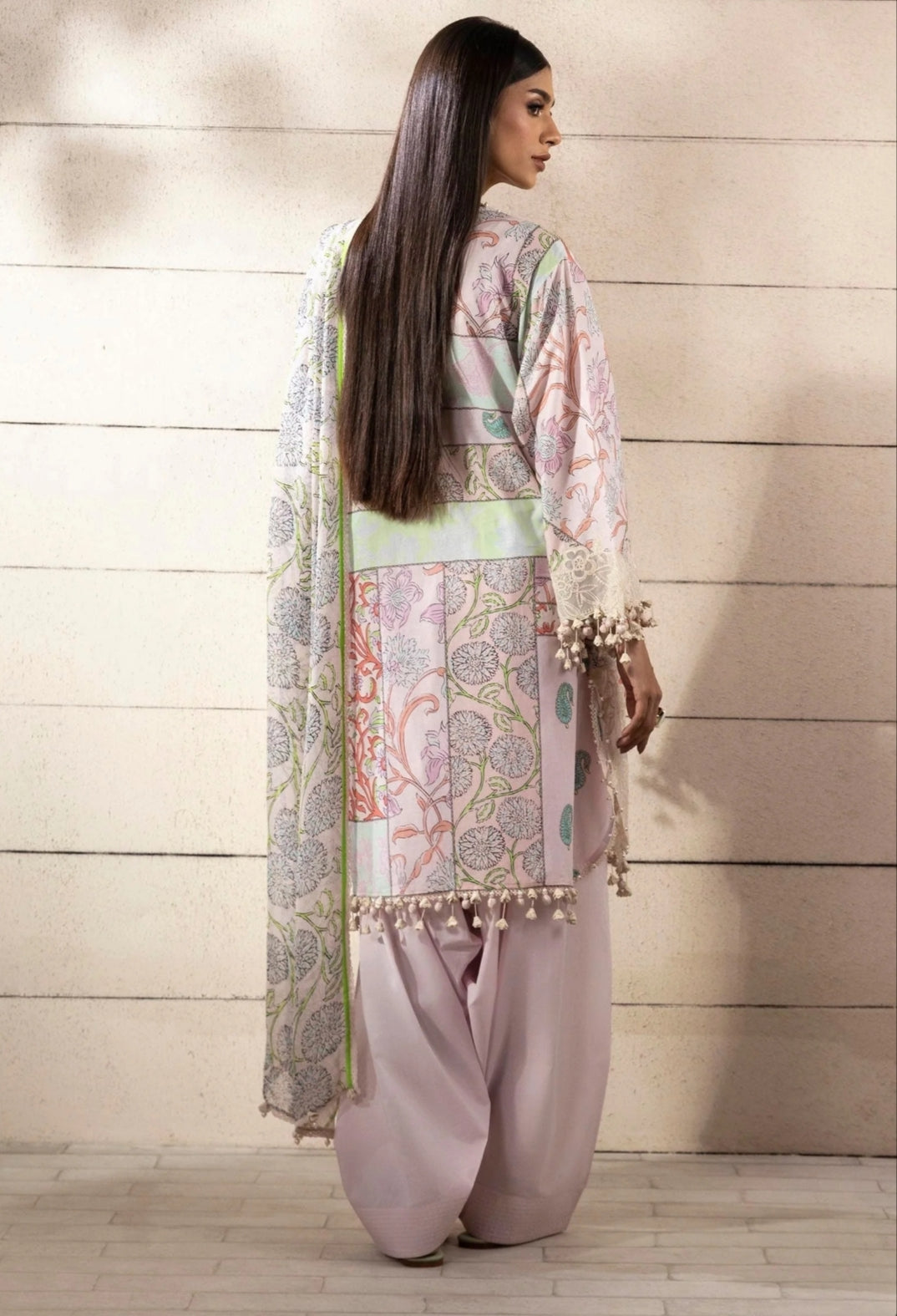 Muzlin by Sana Safinaz Luxury Collection