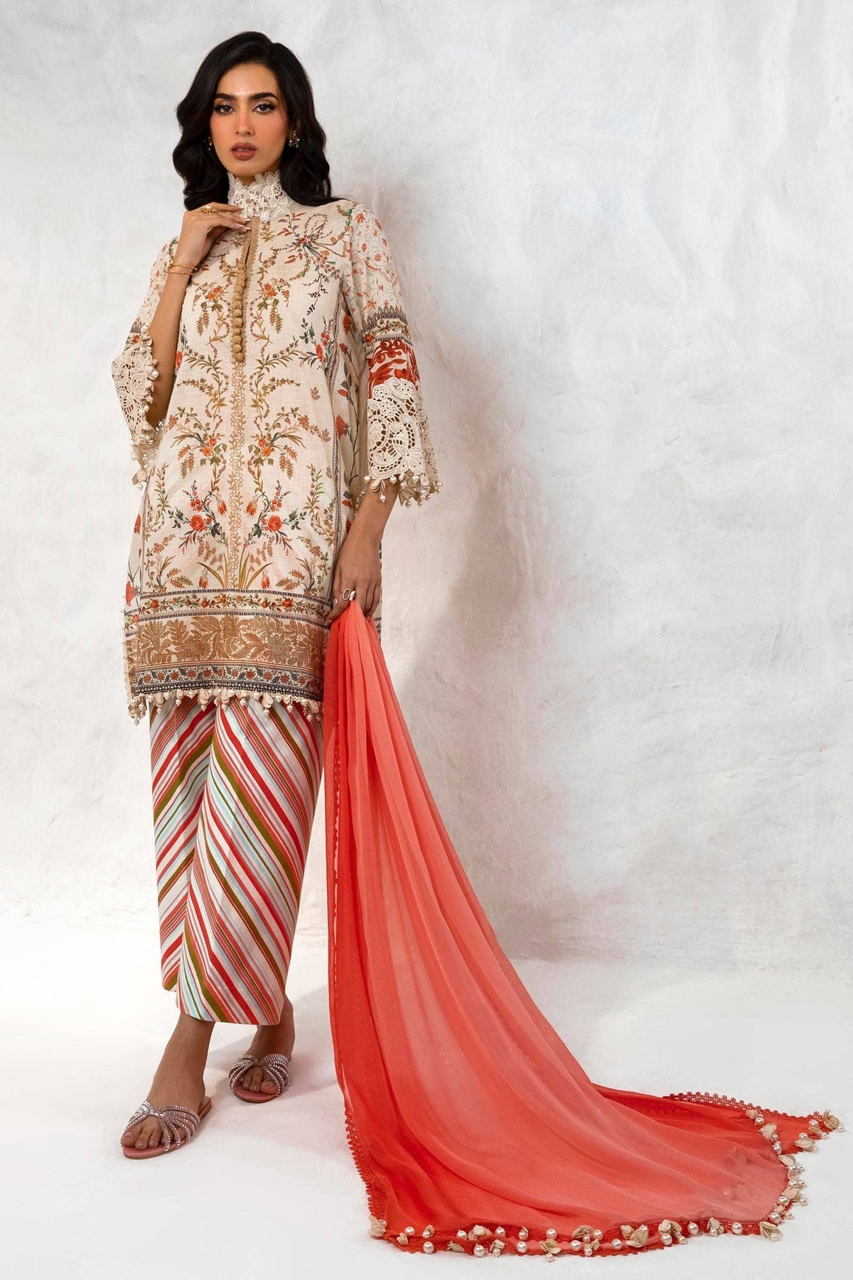 Muzlin by Sanasafinaz Luxury Collection