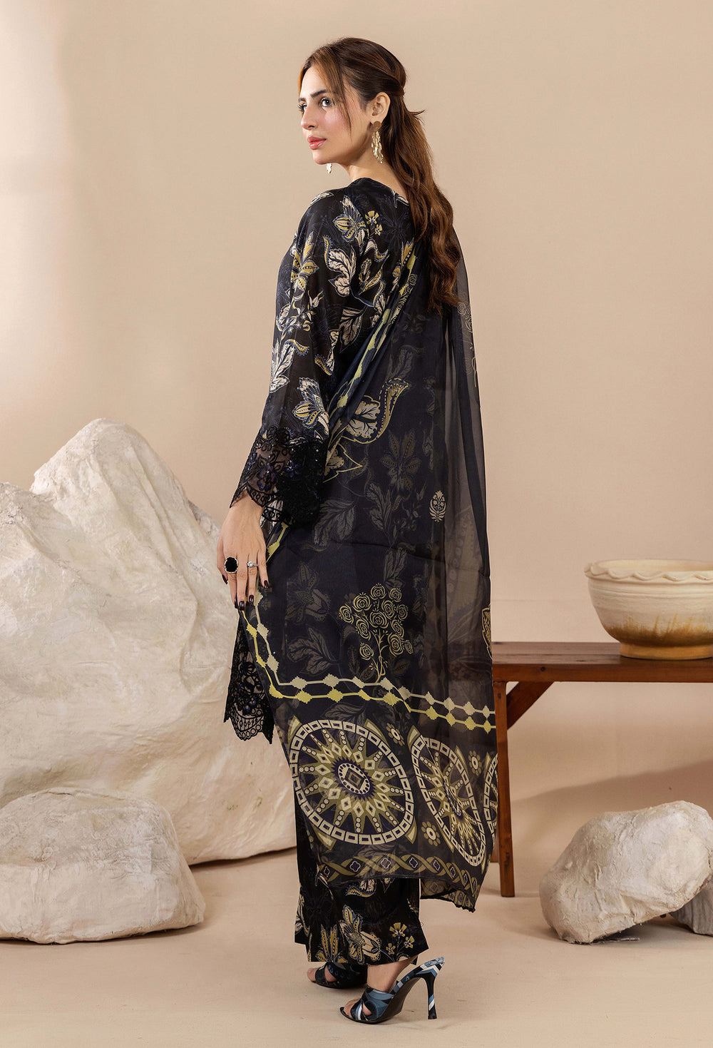 Adan Libas Luxury Collection