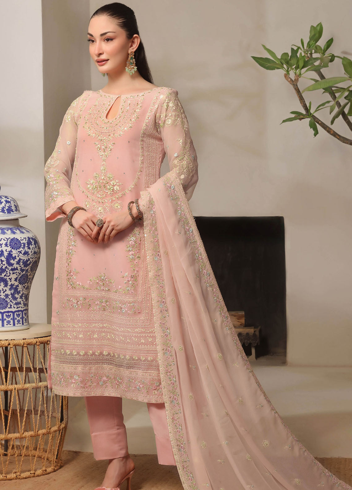Nurin by Soghat Luxury Collection