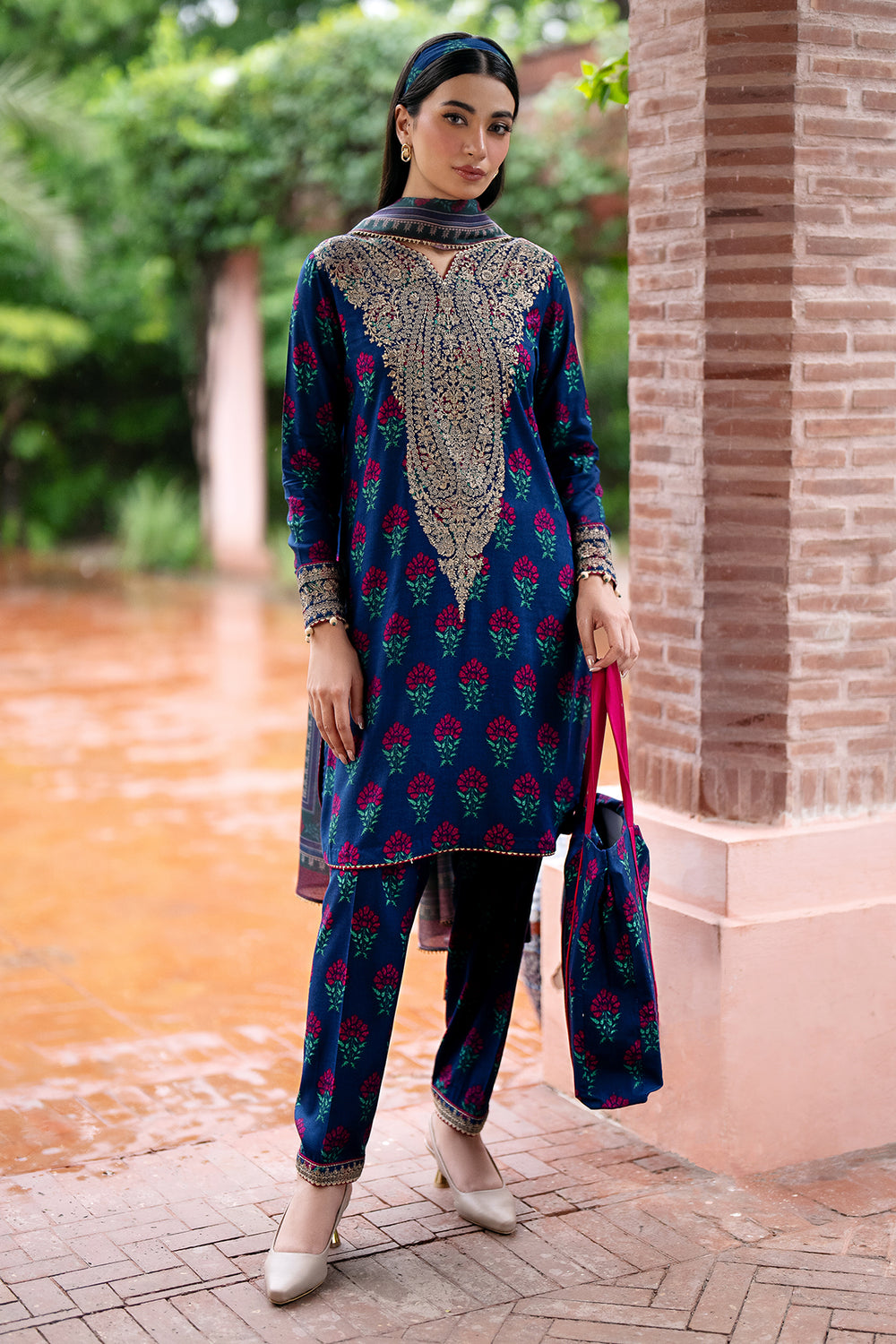 Jazmin Embroidered Formal Suit