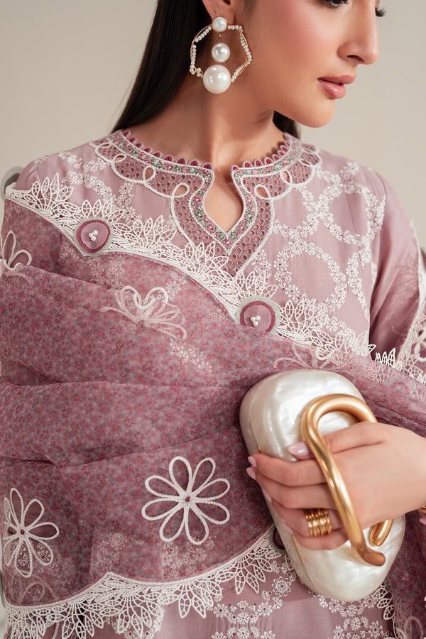 Iris Luxury Lawn By Jazmin