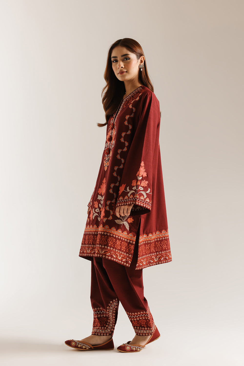 Ethnic Embroidered 2pc Suit
