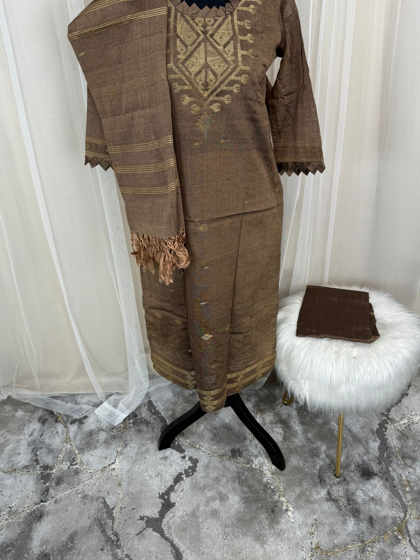 Bangladeshi Jamdani salwar kamiz