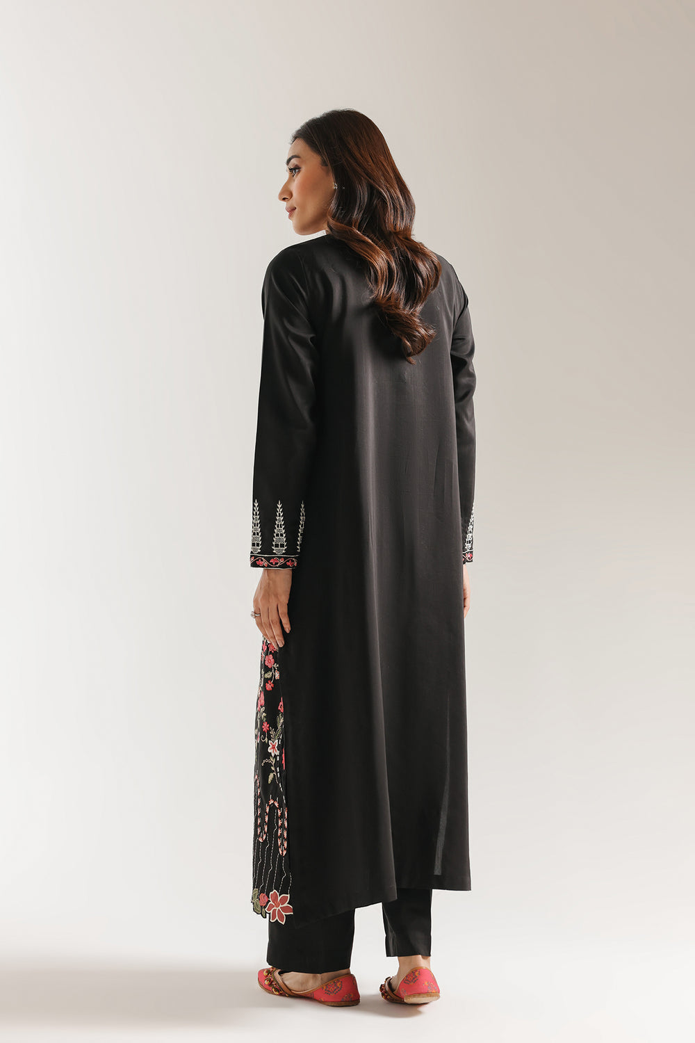 Ethnic Embroidered 2pc Suit