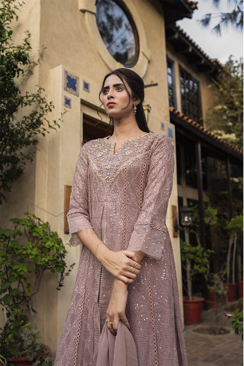 Pearl Symphony by Mona Embroidery Luxury Collection