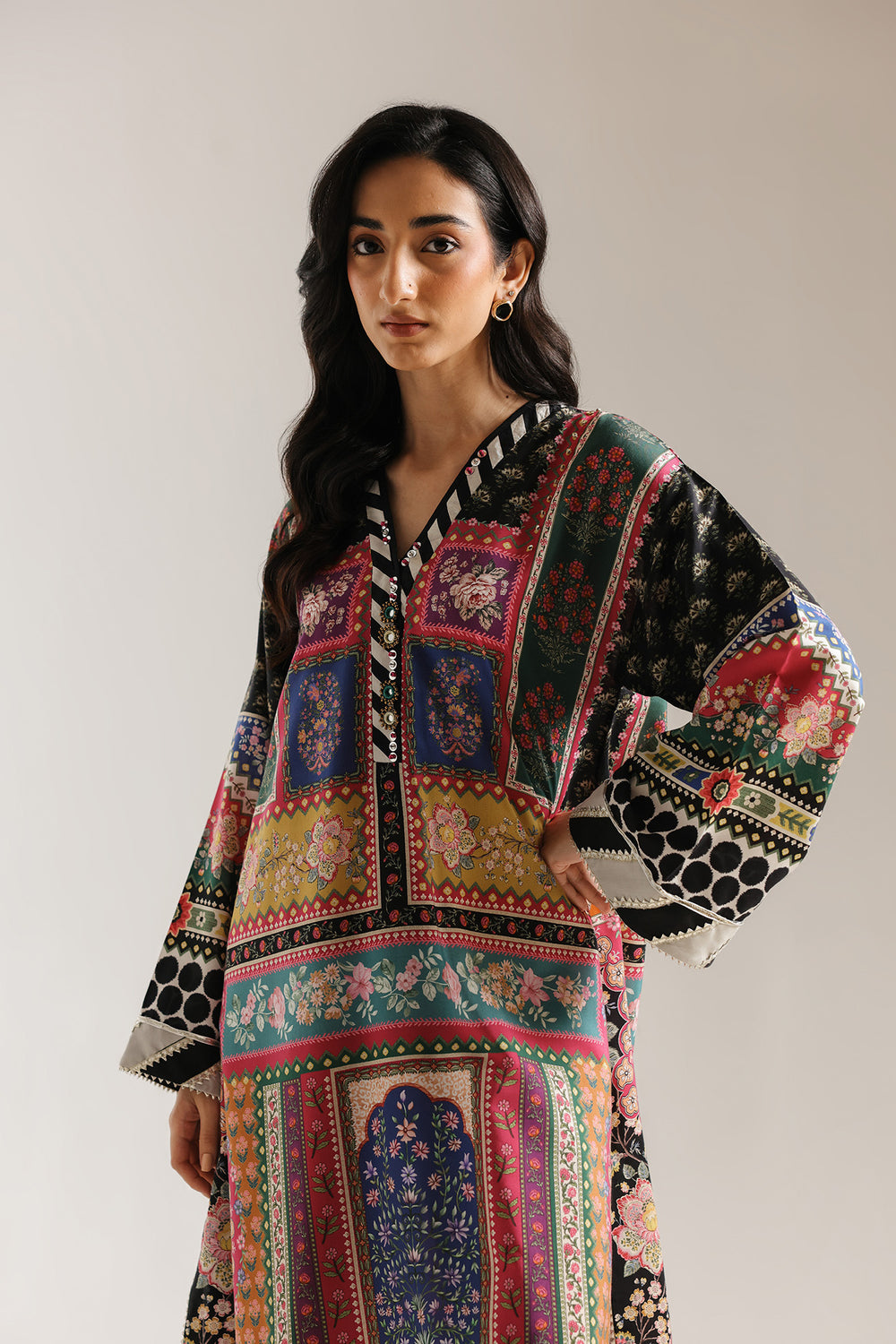 Ethnic Embroidered 2pc Suit